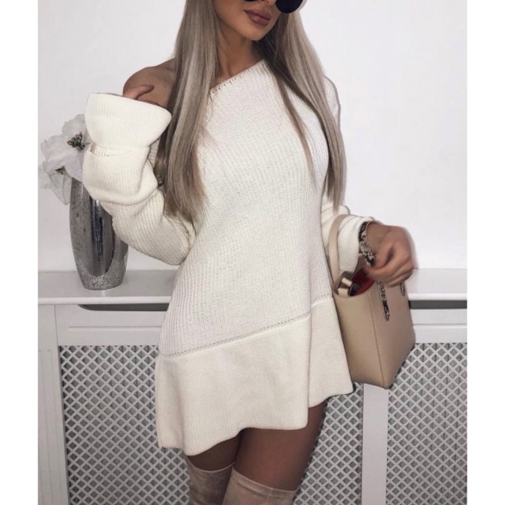 NWOT cream bell sleeve chunky knit jumper dress